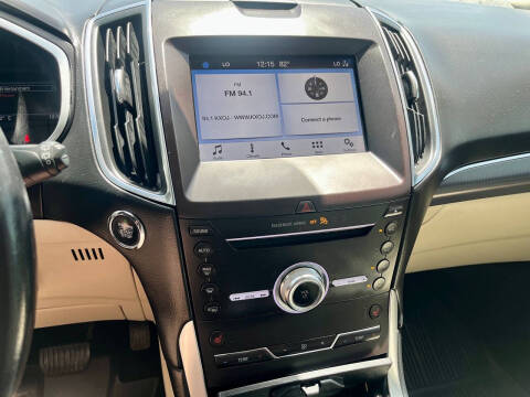 2019 Ford Edge Titanium