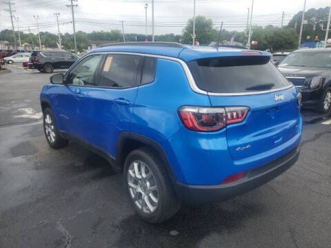 2022 Jeep Compass Latitude Lux