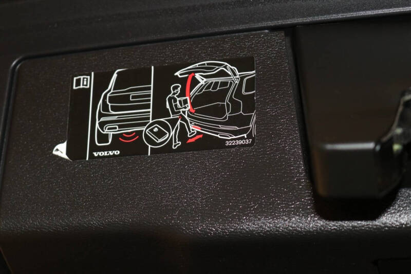 2019 Volvo XC60 T5 Momentum