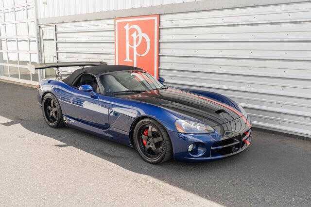 2005 Dodge Viper SRT-10