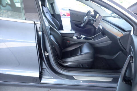 2020 Tesla Model 3 Performance