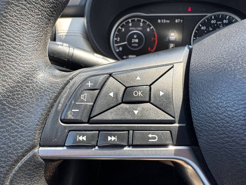 2020 Nissan Versa SV