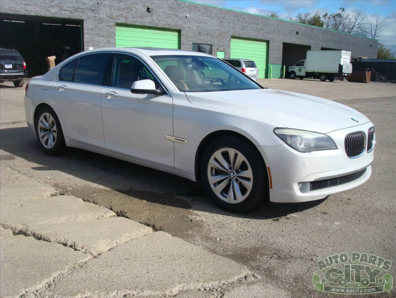 2012 BMW 7 Series 740i