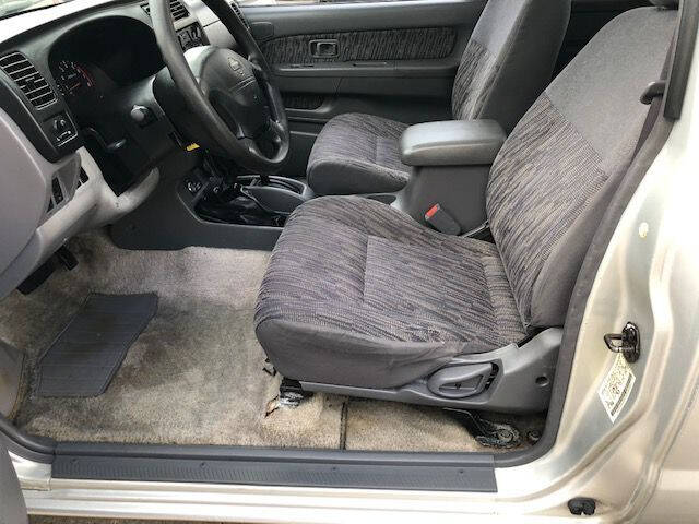 1999 Nissan Frontier XE-V6