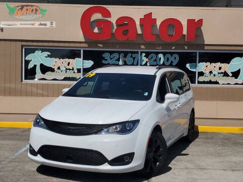 2019 Chrysler Pacifica for sale at GATOR'S IMPORT SUPERSTORE in Melbourne FL