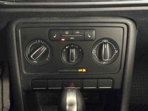 2017 Volkswagen Beetle