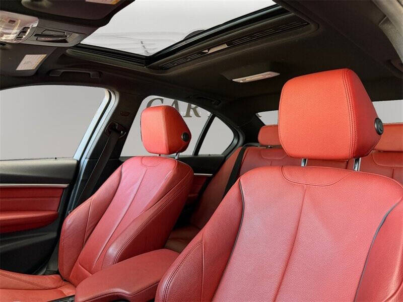 2018 BMW 3 Series 330i