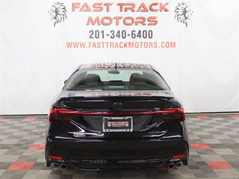 2021 Toyota Avalon XSE Nightshade