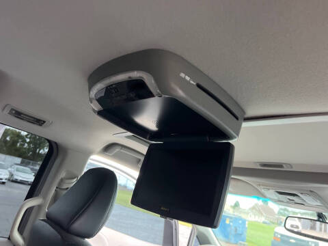 2013 Toyota Sienna SE 8-Passenger