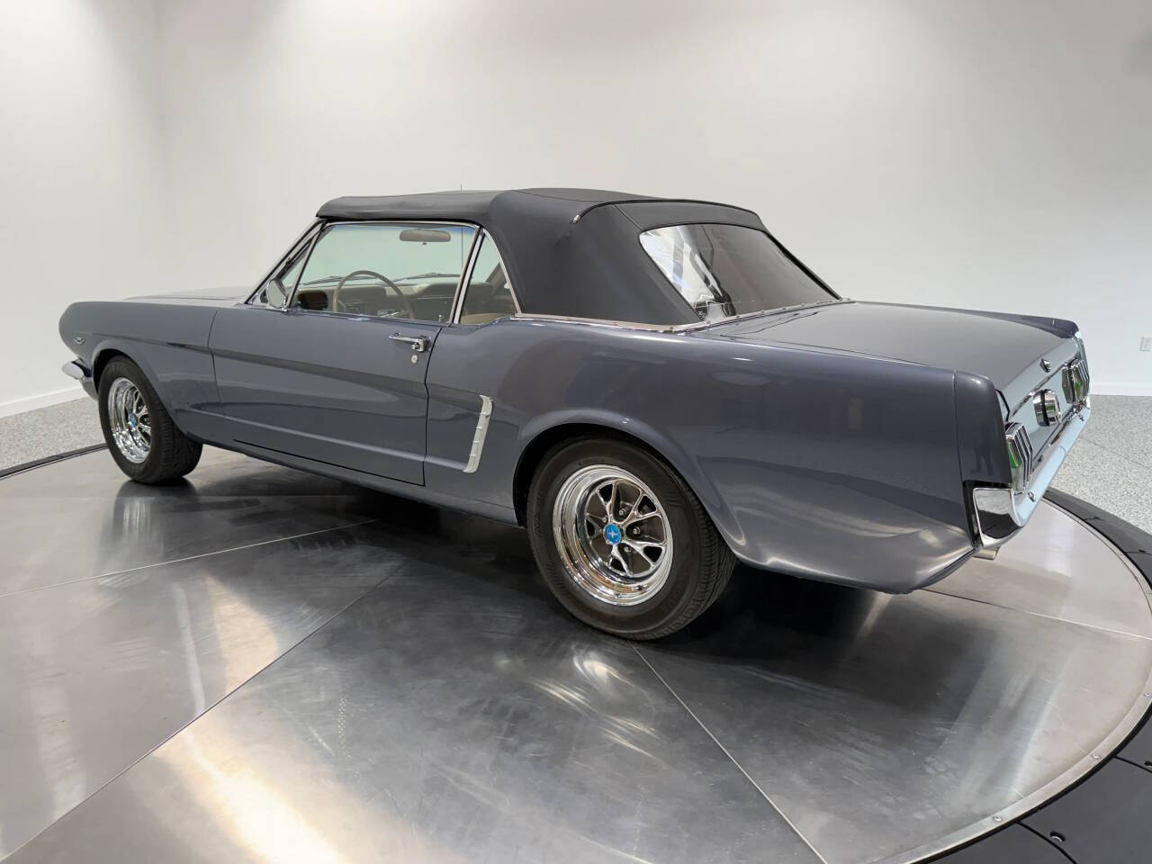 1965 Ford Mustang 13