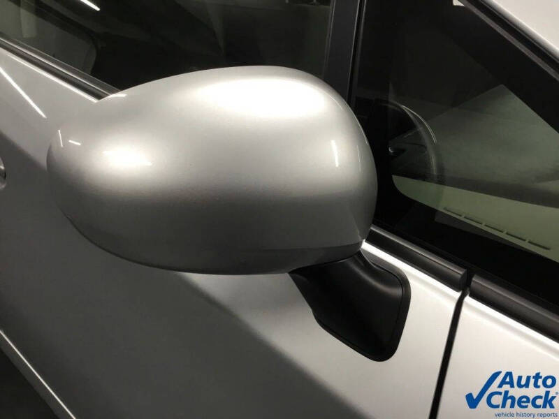 2015 Toyota Prius Three
