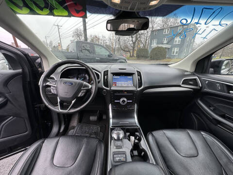 2019 Ford Edge Titanium