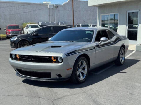 2015 Dodge Challenger SXT