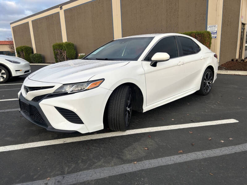 2019 Toyota Camry SE