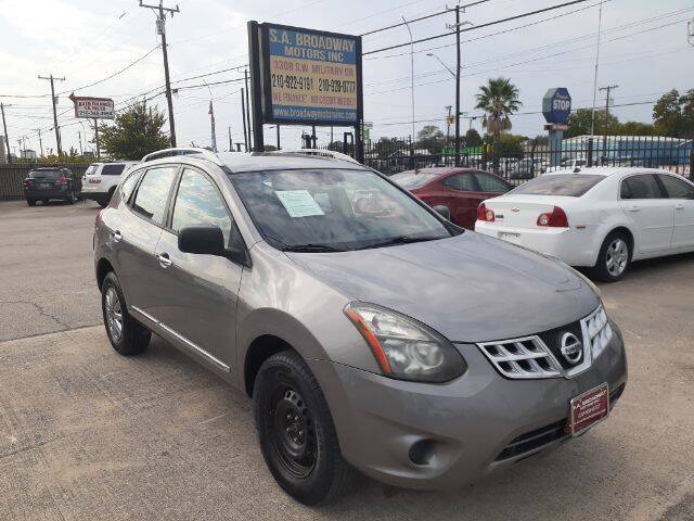 2014 Nissan Rogue Select for sale at S.A. BROADWAY MOTORS INC in San Antonio TX