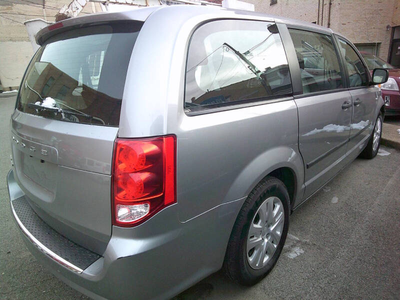 2016 Dodge Grand Caravan American Value Package