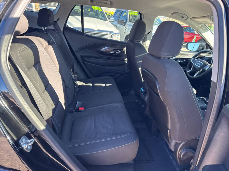 2024 GMC Terrain SLE