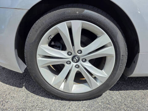 2012 Hyundai Genesis Coupe