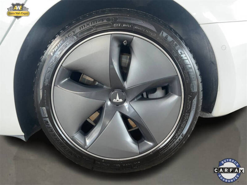 2019 Tesla Model 3 Standard Range Plus