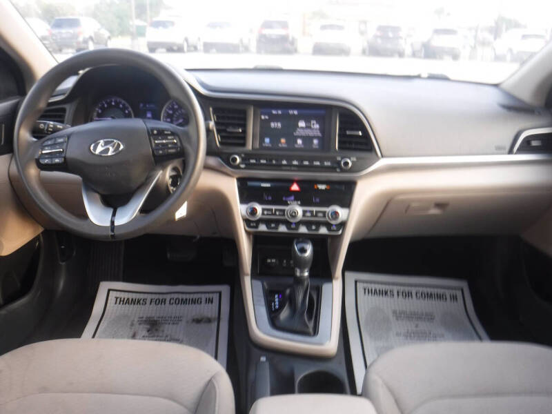 2020 Hyundai Elantra SEL