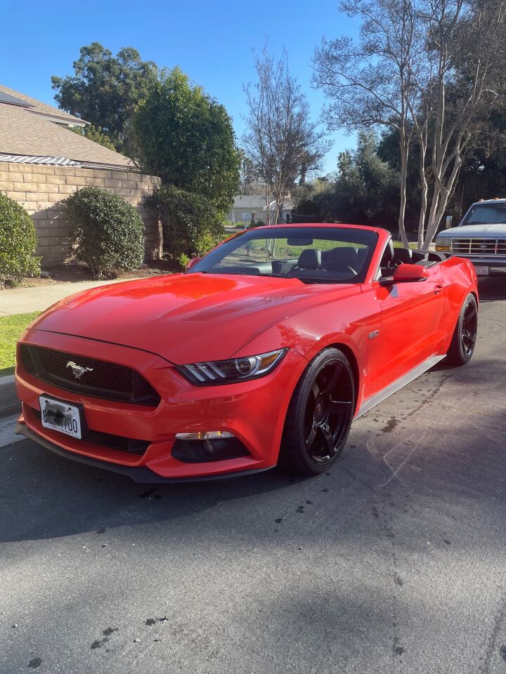 2016 Ford Mustang 1