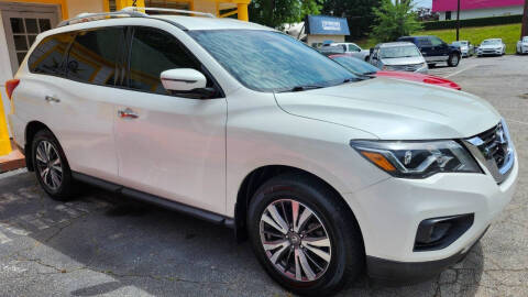 2017 Nissan Pathfinder SV