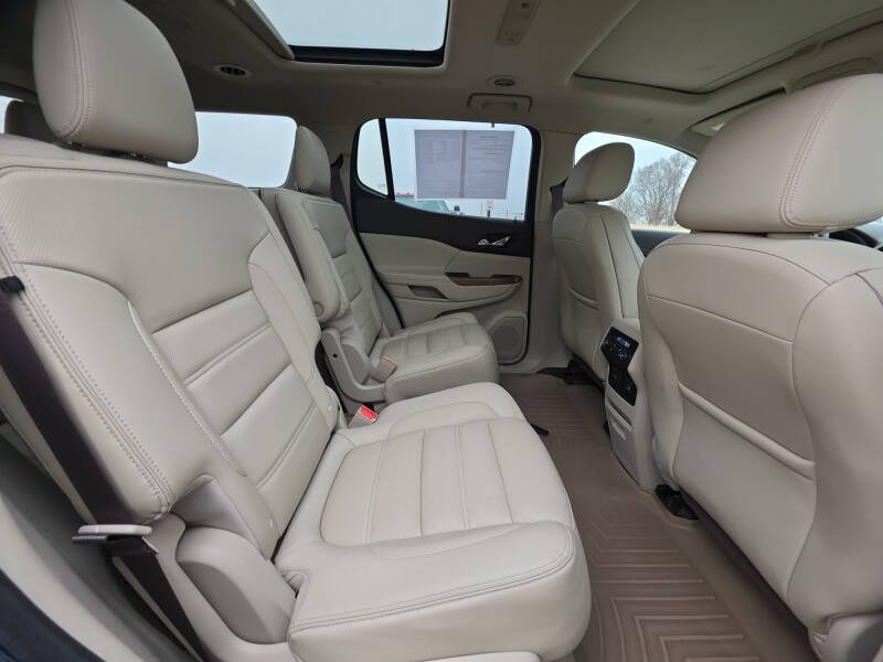 2019 GMC Acadia Denali