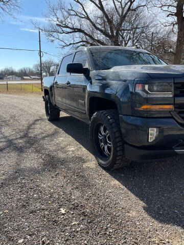 2017 Chevrolet Silverado 1500 for sale at BARROW MOTORS in Campbell TX