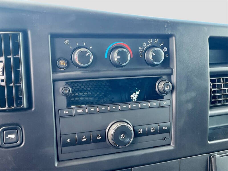 2024 Chevrolet Express 2500