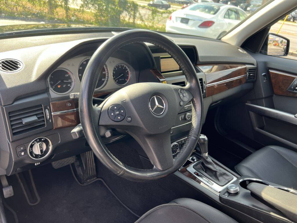 2011 Mercedes-Benz GLK for sale at Cars R Us in Stone Mountain, GA