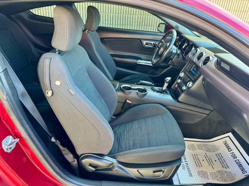 2017 Ford Mustang EcoBoost