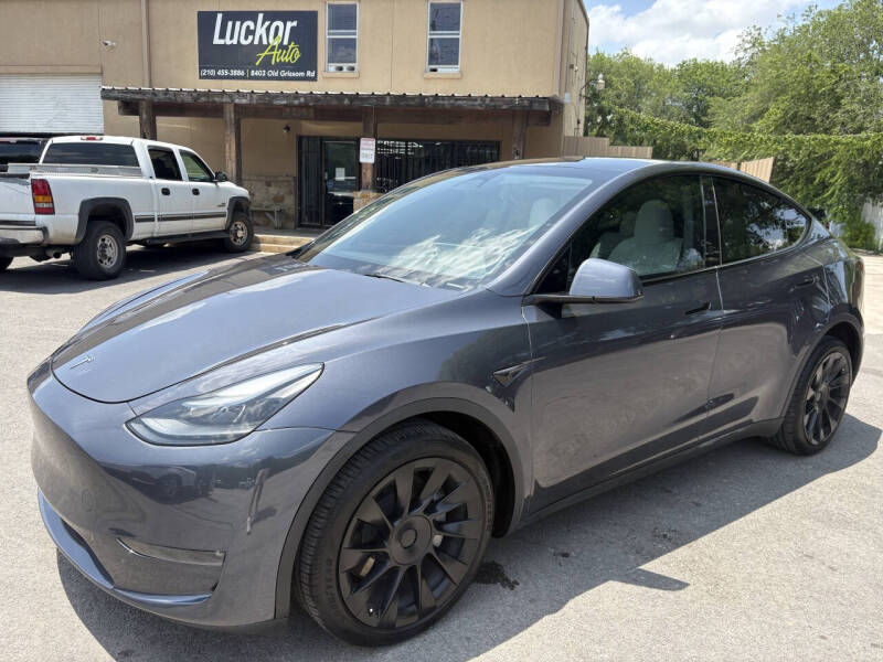 2023 Tesla Model Y Long Range