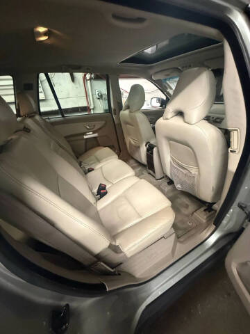 2005 Volvo XC90 2.5T