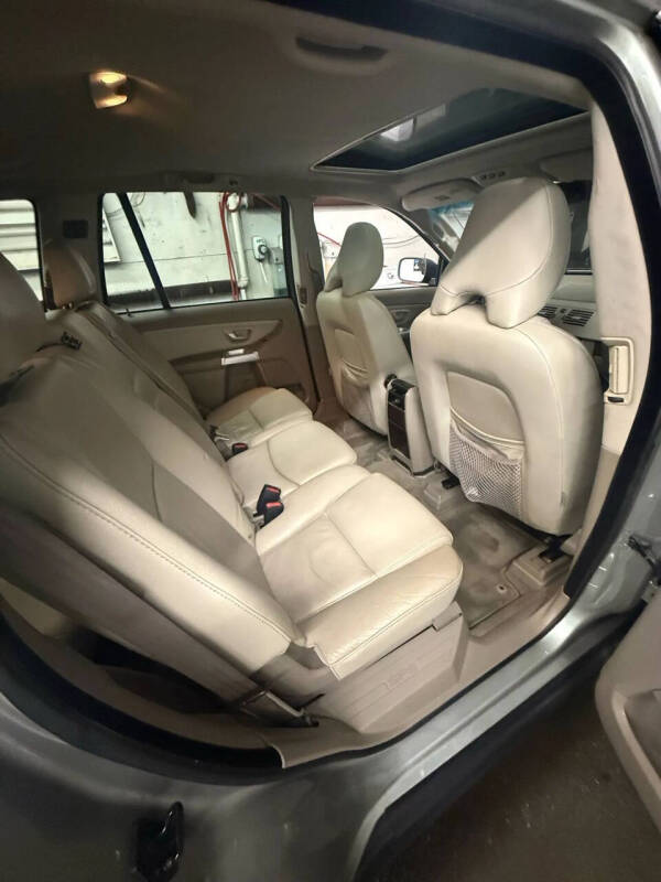 2005 Volvo XC90 2.5T
