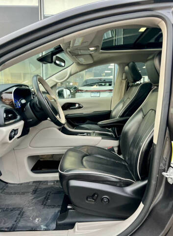 2021 Chrysler Pacifica Hybrid Limited