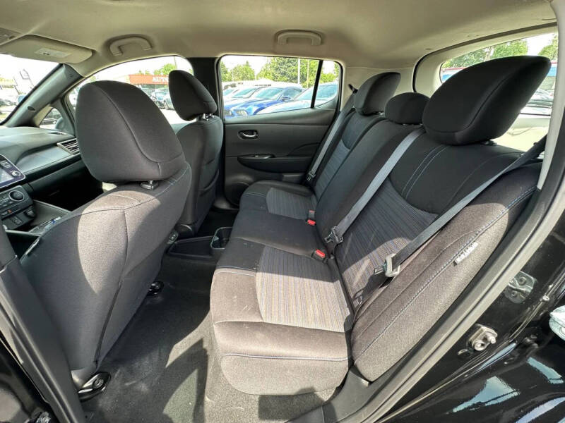2023 Nissan LEAF S
