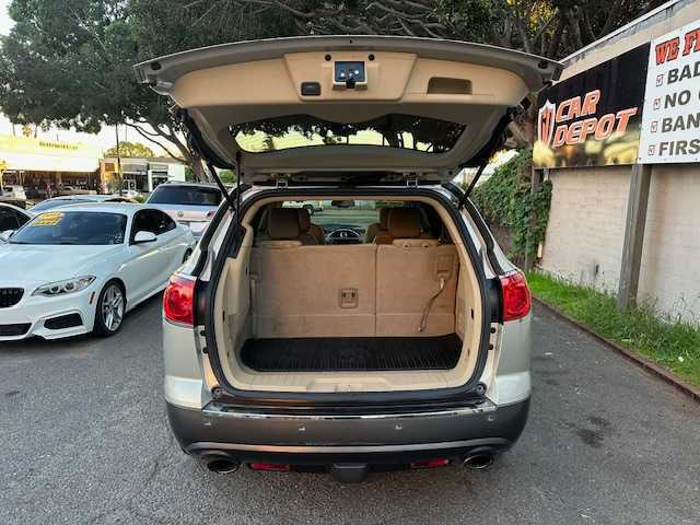 2011 Buick Enclave CXL-2