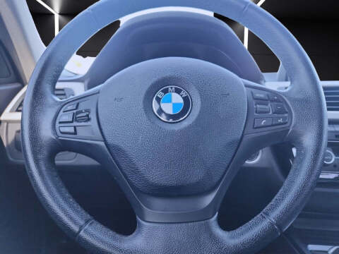 2016 BMW 3 Series 320i