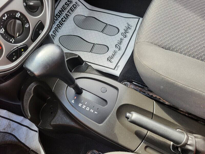 2005 Ford Focus ZX3 SE