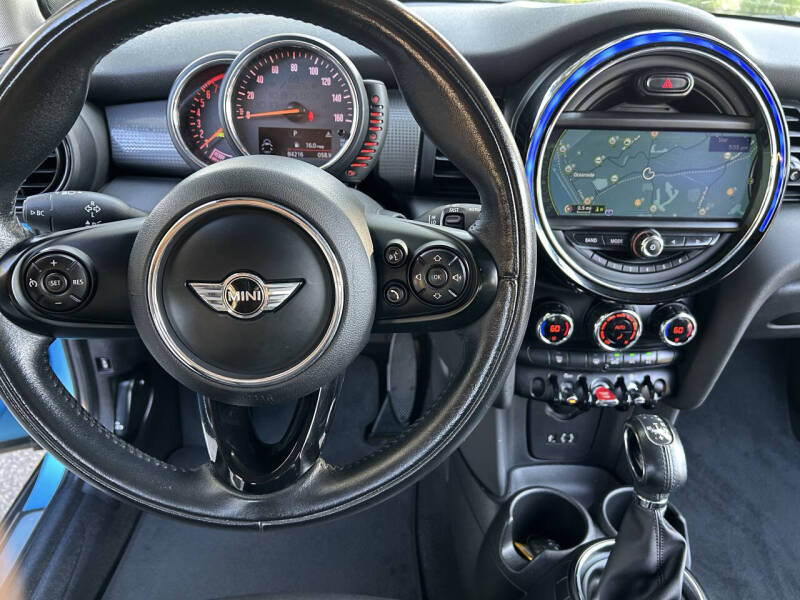 2015 MINI Hardtop 4 Door Cooper