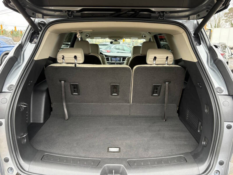 2020 Buick Enclave Essence