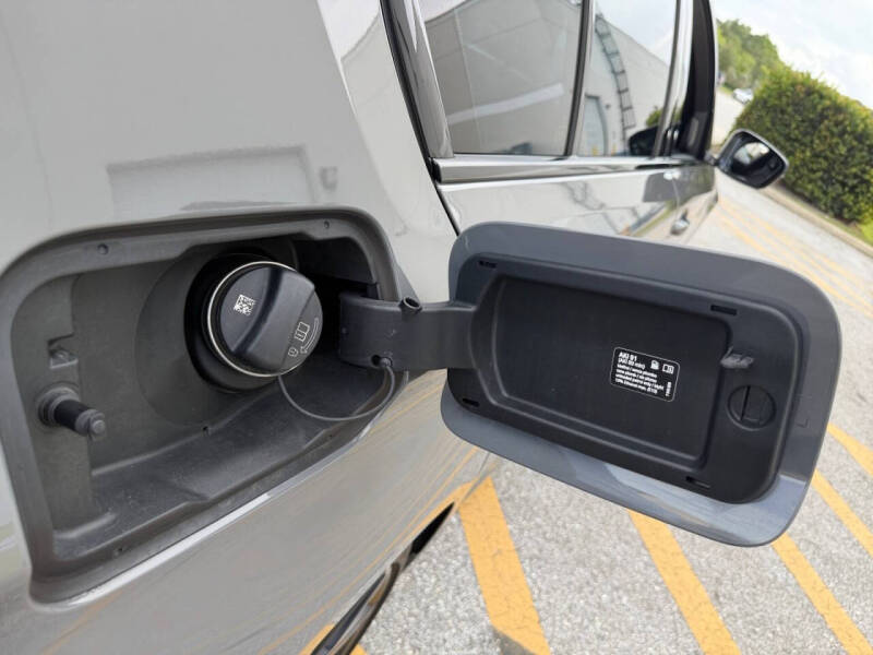 2022 BMW 5 Series 540i