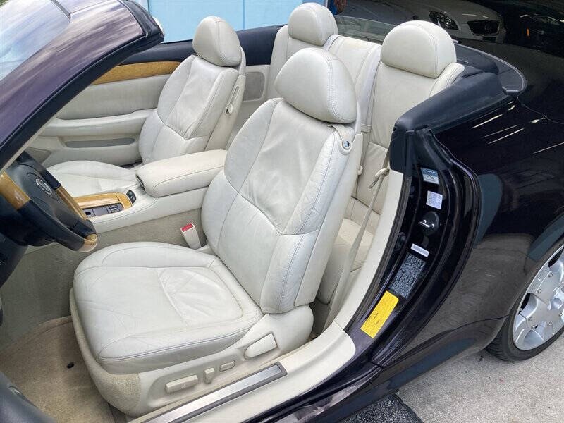 2003 Lexus SC 430