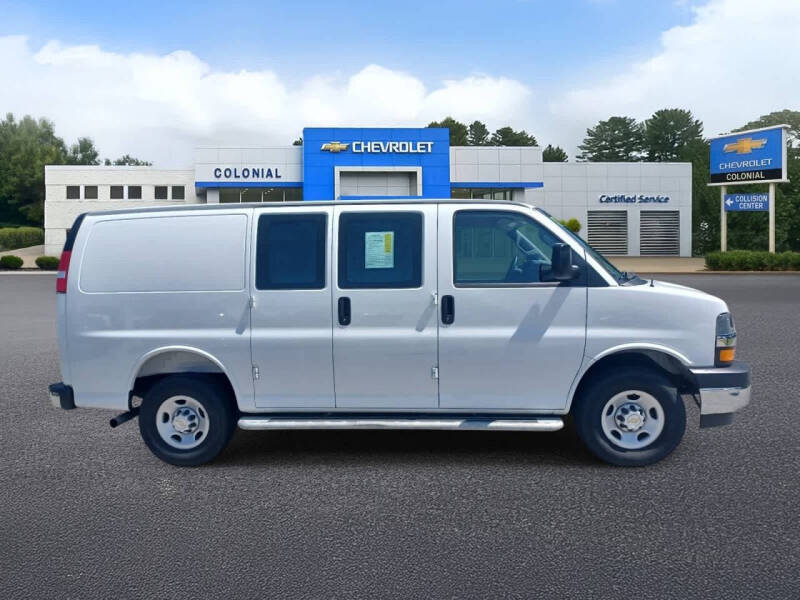 2025 Chevrolet Express 2500