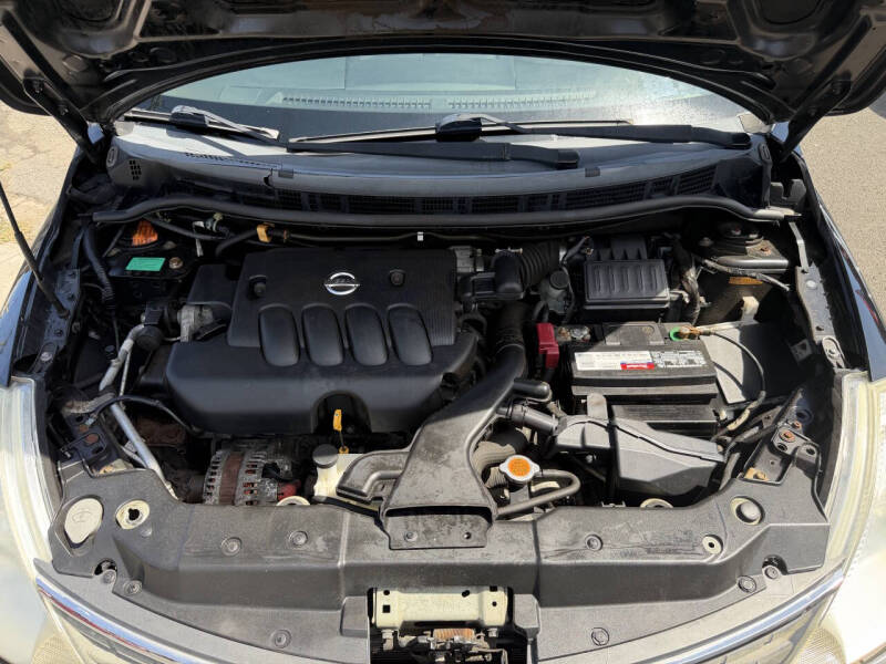 2008 Nissan Versa 1.8 S