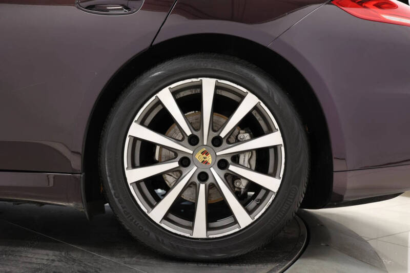 2015 Porsche Panamera 4S Executive