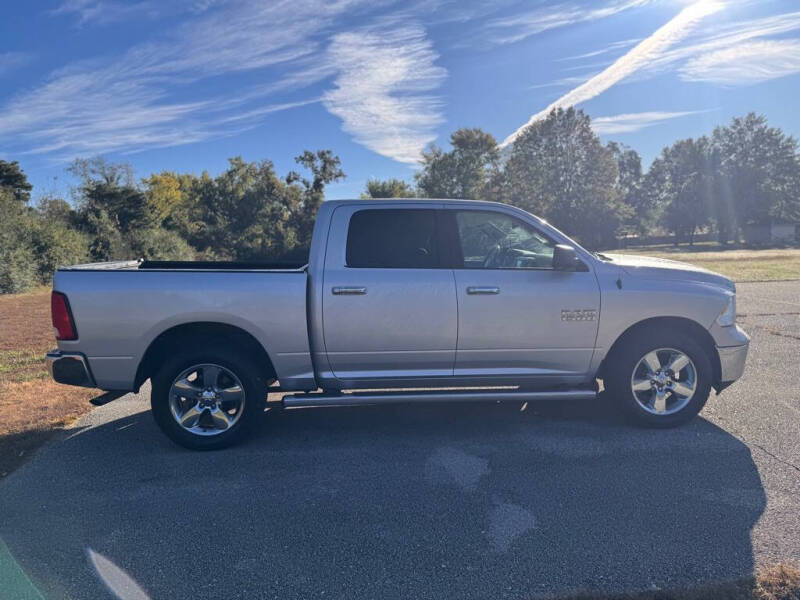 2018 RAM 1500 SLT