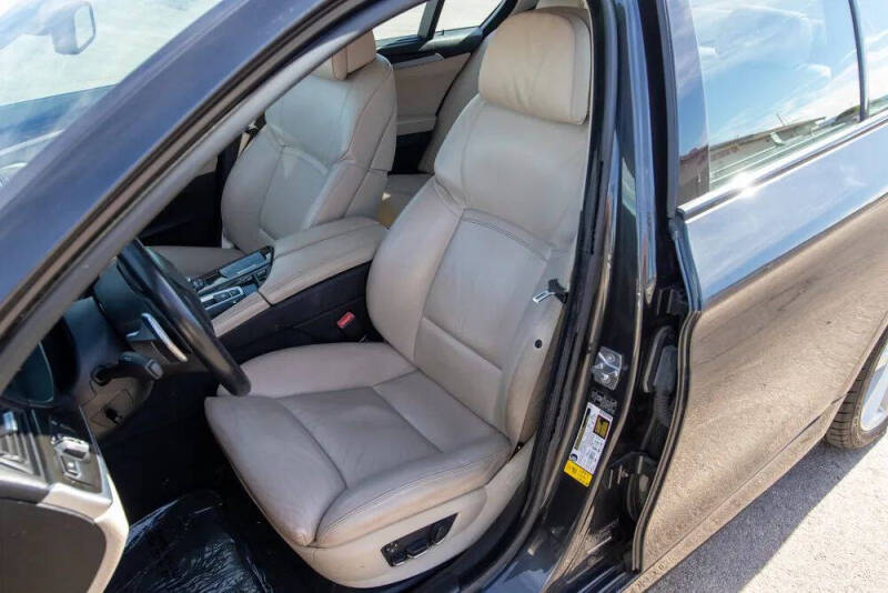 2011 BMW 5 Series 535i