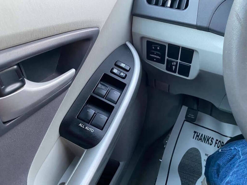 2010 Toyota Prius IV