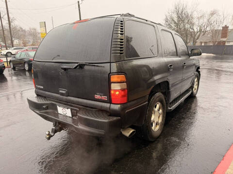 2004 GMC Yukon Denali